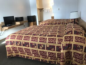 Room, 2 Queen Beds | Living area