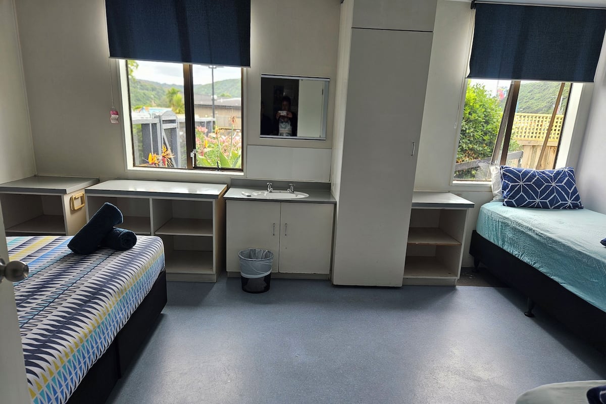 Desk, iron/ironing board (on request), WiFi (free), bed sheets