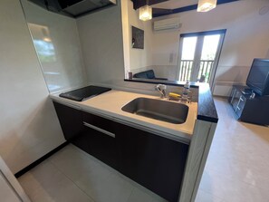Apartment, 1 Bedroom (Twin) | Private kitchen | Fridge, microwave, stovetop, coffee/tea maker - Chalet Fuyuri (Furano)