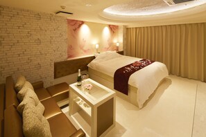 Dubbelrum (Run of the House) | Skrivbord, mörkläggningsgardiner, ljudisolering och gratis wi-fi