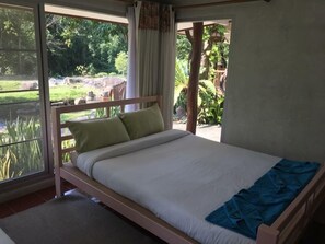 Baan Aueng Phueng  | Desk, rollaway beds, free WiFi - Lundaresort & Orchid (Suan Phueng)