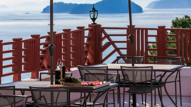 BBQ/picnic Area - Tongyeong Beach Castle Hotel (Tongyeong)