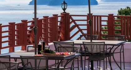 Tongyeong Beach Castle Hotel