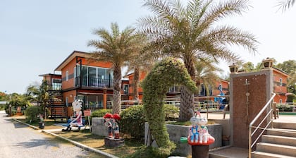 OYO 755 Rattana Resort