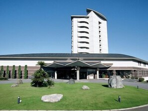 مدخل المنشأة