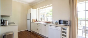 Kernow Charters Towers