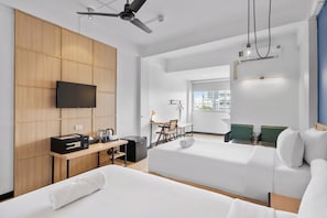 Deluxe Twin Room | In-room safe, blackout curtains, soundproofing, free WiFi