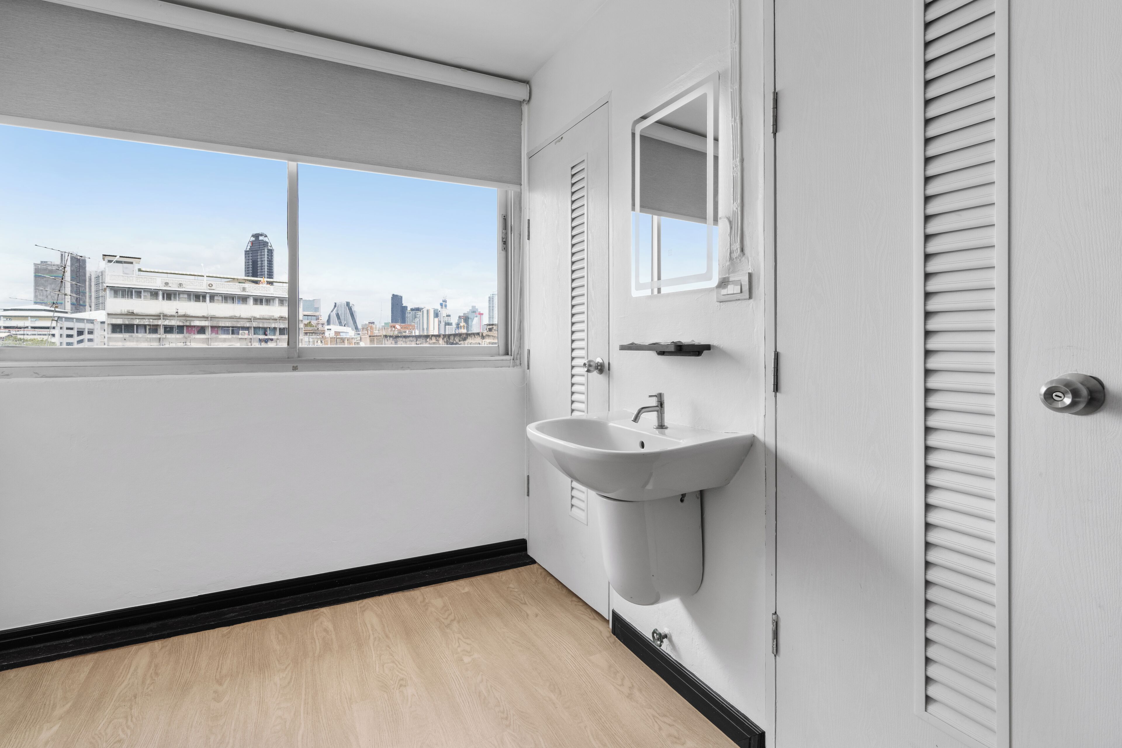 Photo - River View Residence