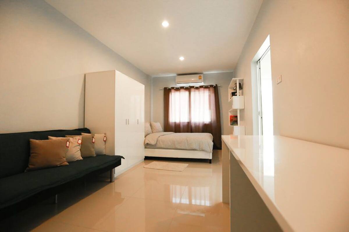 Studio, Balcony | WiFi (free), bed sheets