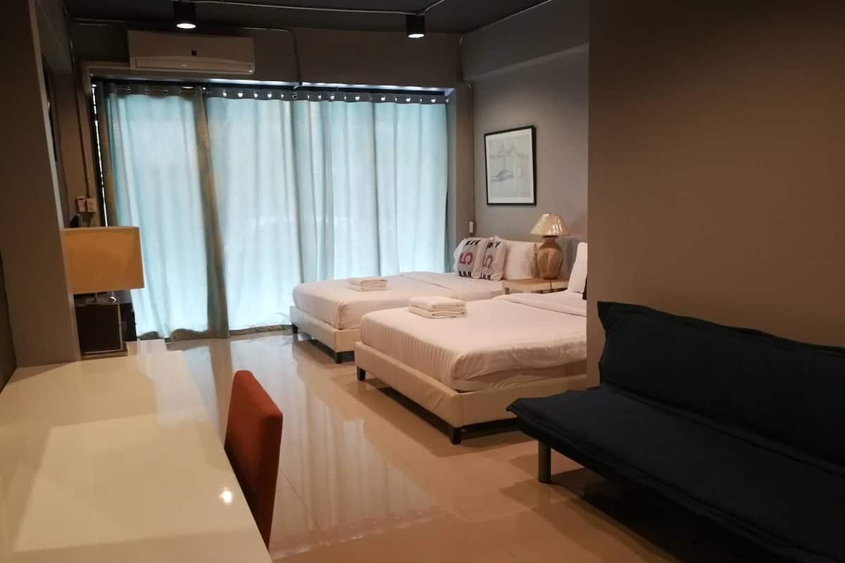 Habitación cuádruple | Ropa de cama hipoalergénica, wifi gratis y ropa de cama