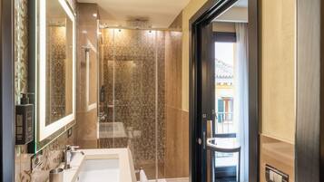 Chambre Double Supérieure | Salle de bain