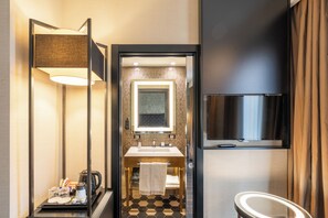 Superior Double Room | Premium bedding, down comforters, in-room safe, blackout drapes - The Venice Times (Venice)