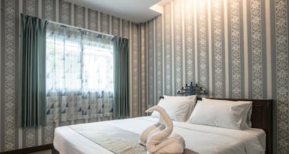 Sunday J Resort & Restaurant