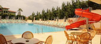 Hera Beach Hotel