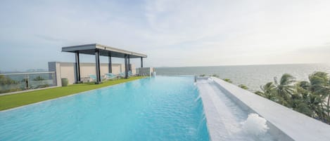 Piscine extérieure
