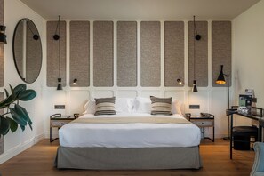 Literie hypoallergénique, minibar, coffres-forts dans les chambres