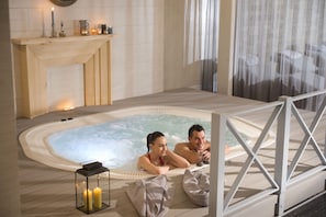 Jetted tub
