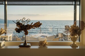 2 Restaurants, Mittagessen, Abendessen, italienische Küche