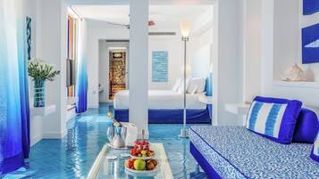 Studiosuite, privat basseng, sjøutsikt (Maritè) | Allergitestet sengetøy, minibar, safe på rommet og individuelt dekorert