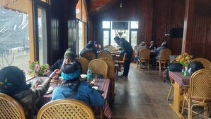 Gambar tidak terklasifikasi, 2 dari 65, tombol