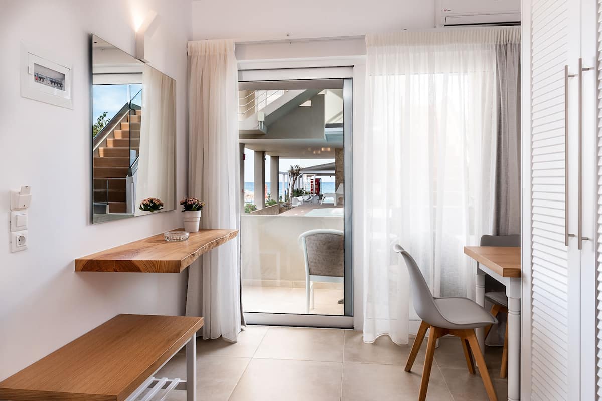 Chambre Double, vue partielle sur la mer | Vue sur la plage/lâocĂ©an