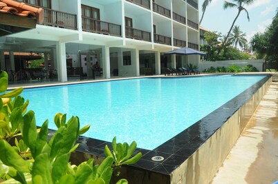 Serendib Beach Resort
