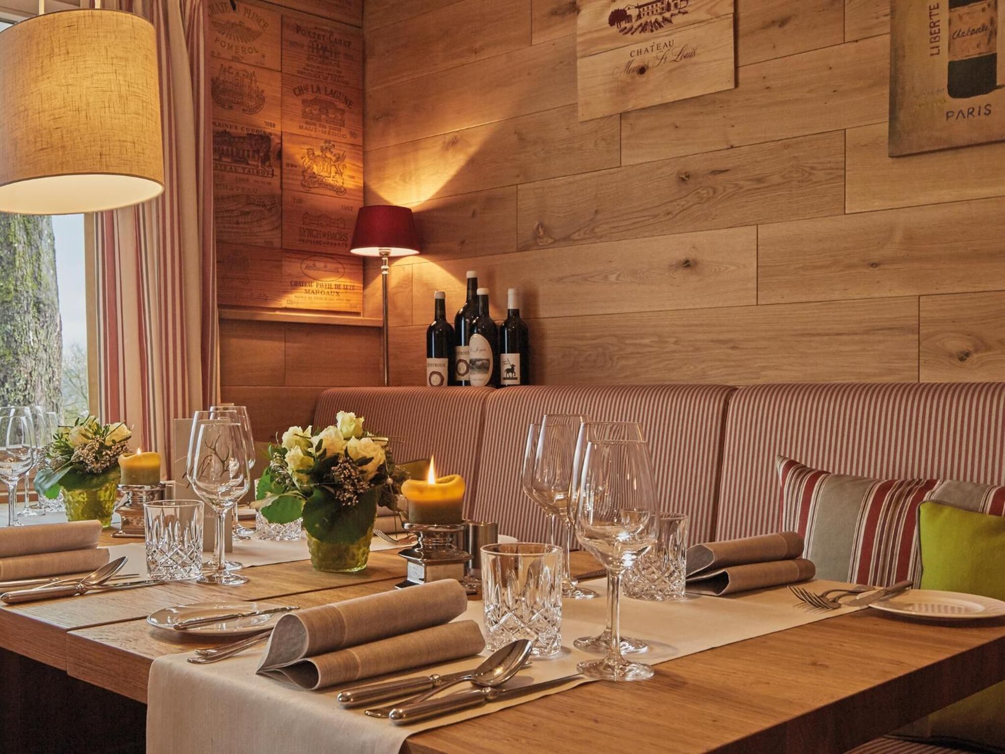 lunch and dinner served, regional cuisine