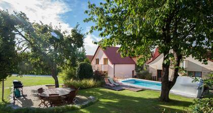 Hotel Garni Pod Skalkou