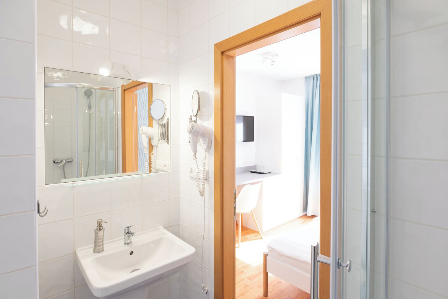 deluxe double room, 1 bedroom, terrace, poolside | bathroom | hair dryer, towels