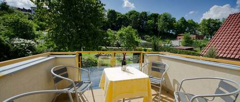 Family Apartment, 1 Bedroom, Balcony, Garden View (Kitchen) | Balcony