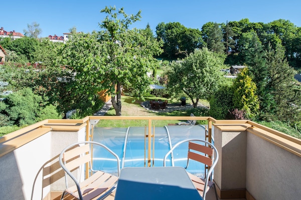 Appartement Familial, 1 chambre, balcon, vue jardin (Kitchen) | Balcon