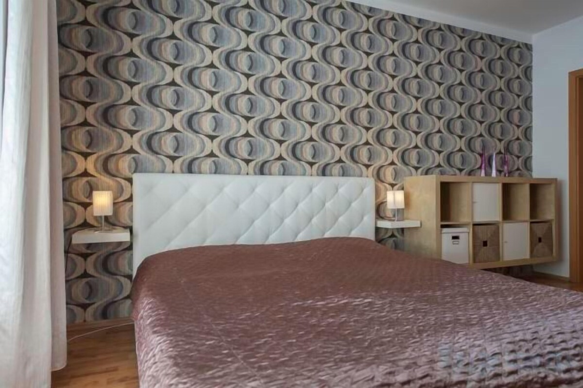 Een minibar, geluiddichte muren, gratis wifi, beddengoed
