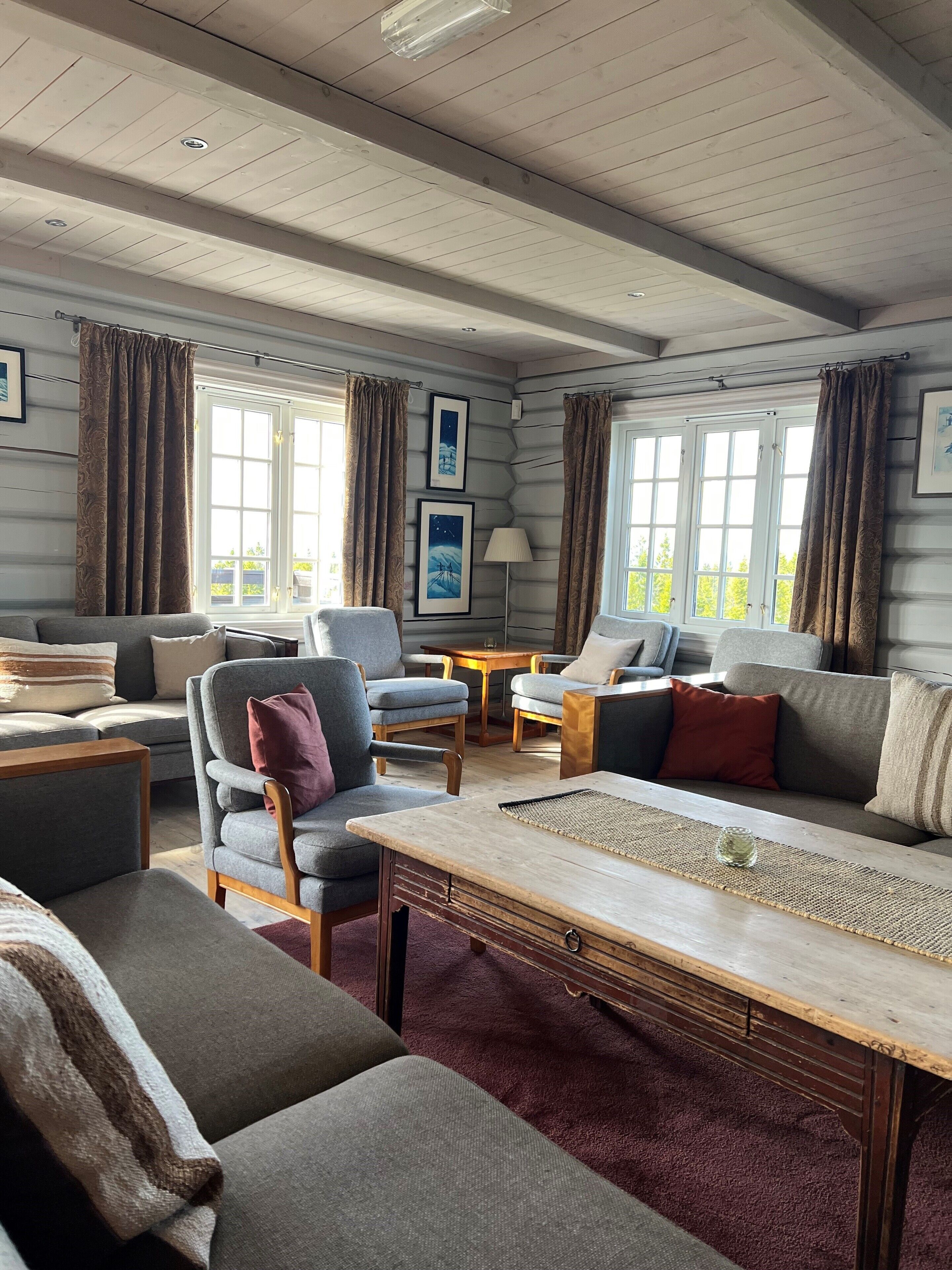 บริเวณนั่งเล่นที่ล็อบบี้