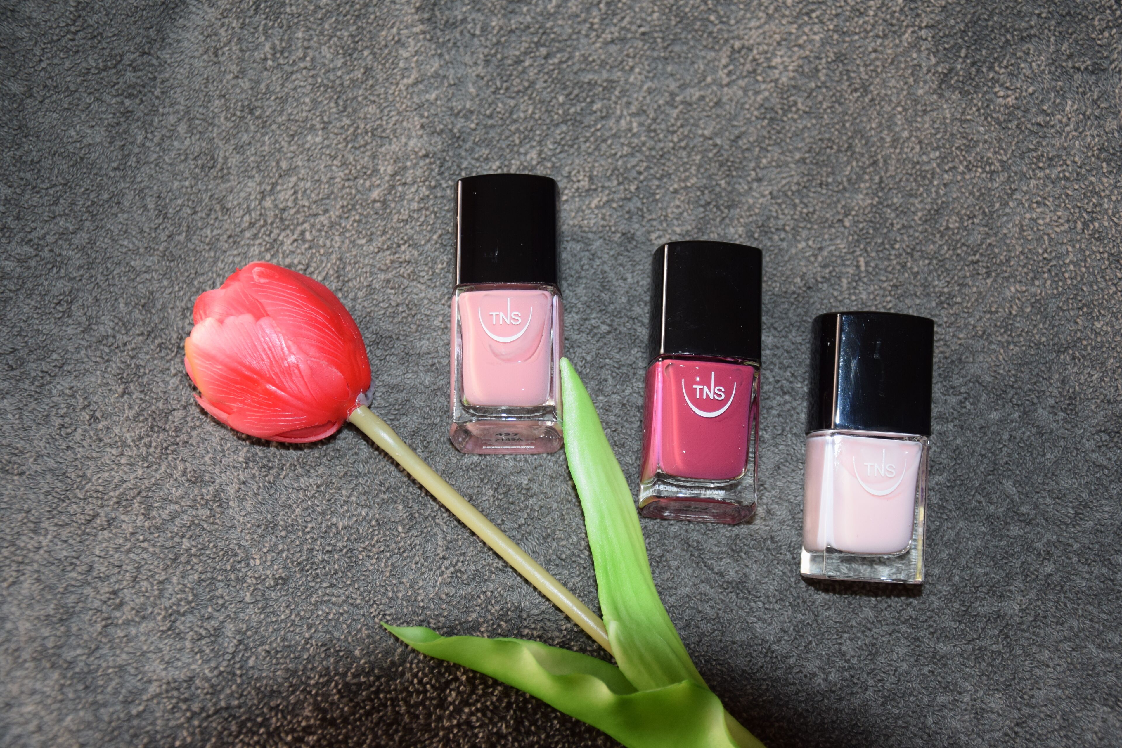 sauna, hot tub, steam room, body treatments, hot stone massages