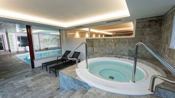 Bain à remous intérieur