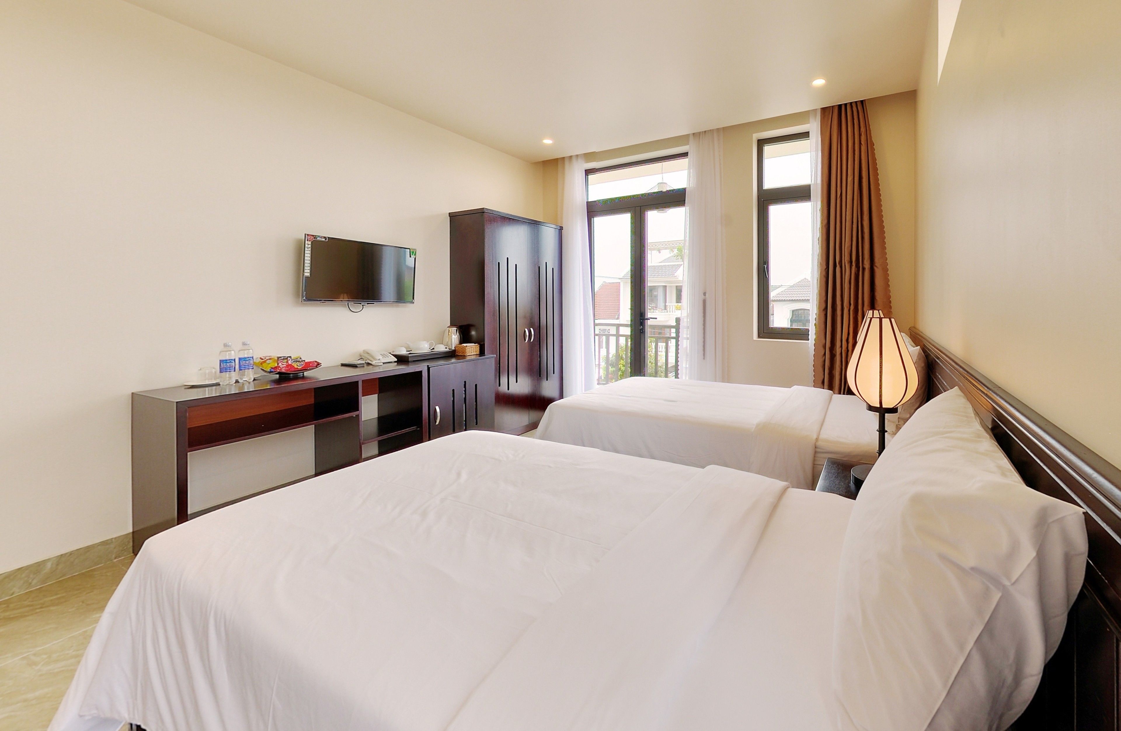 minibar, desk, blackout curtains, soundproofing