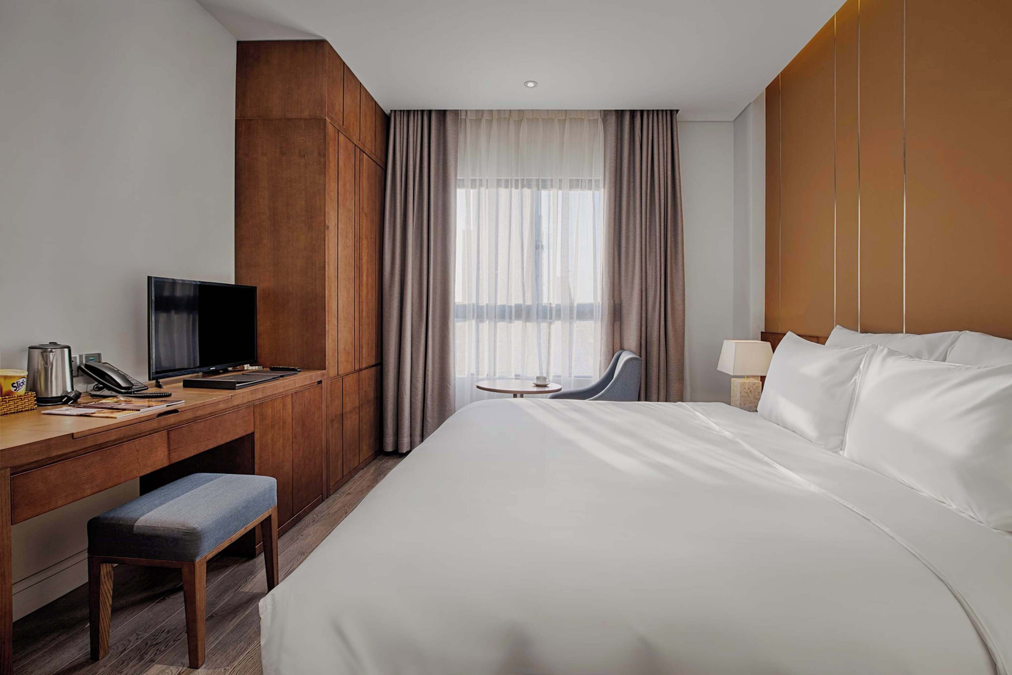 superior double room, non smoking | 1 bedroom, premium bedding, pillow-top beds, minibar