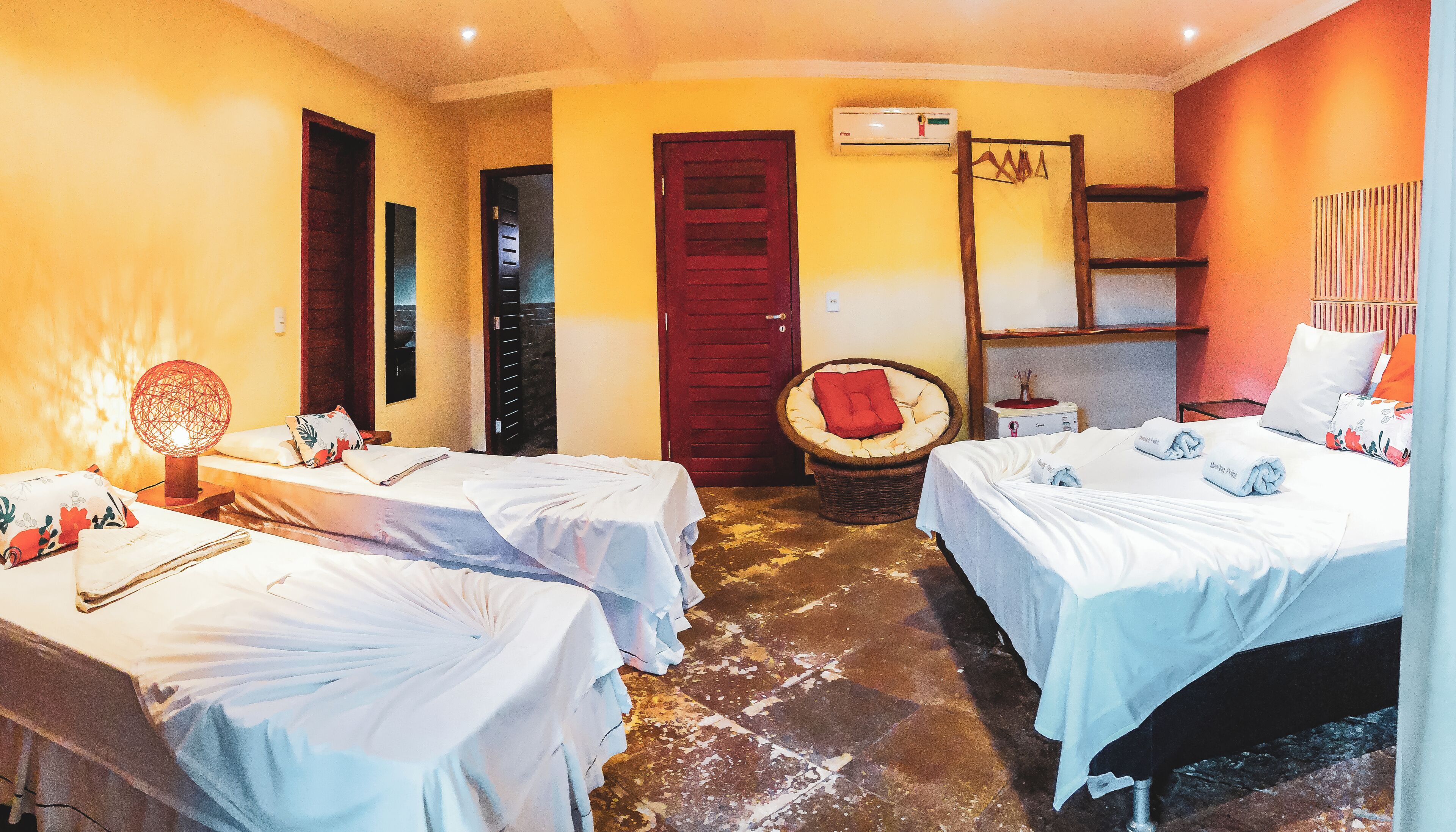 Wifi gratis y ropa de cama 