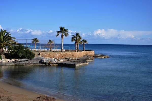 Vue sur la plage ou l’océan