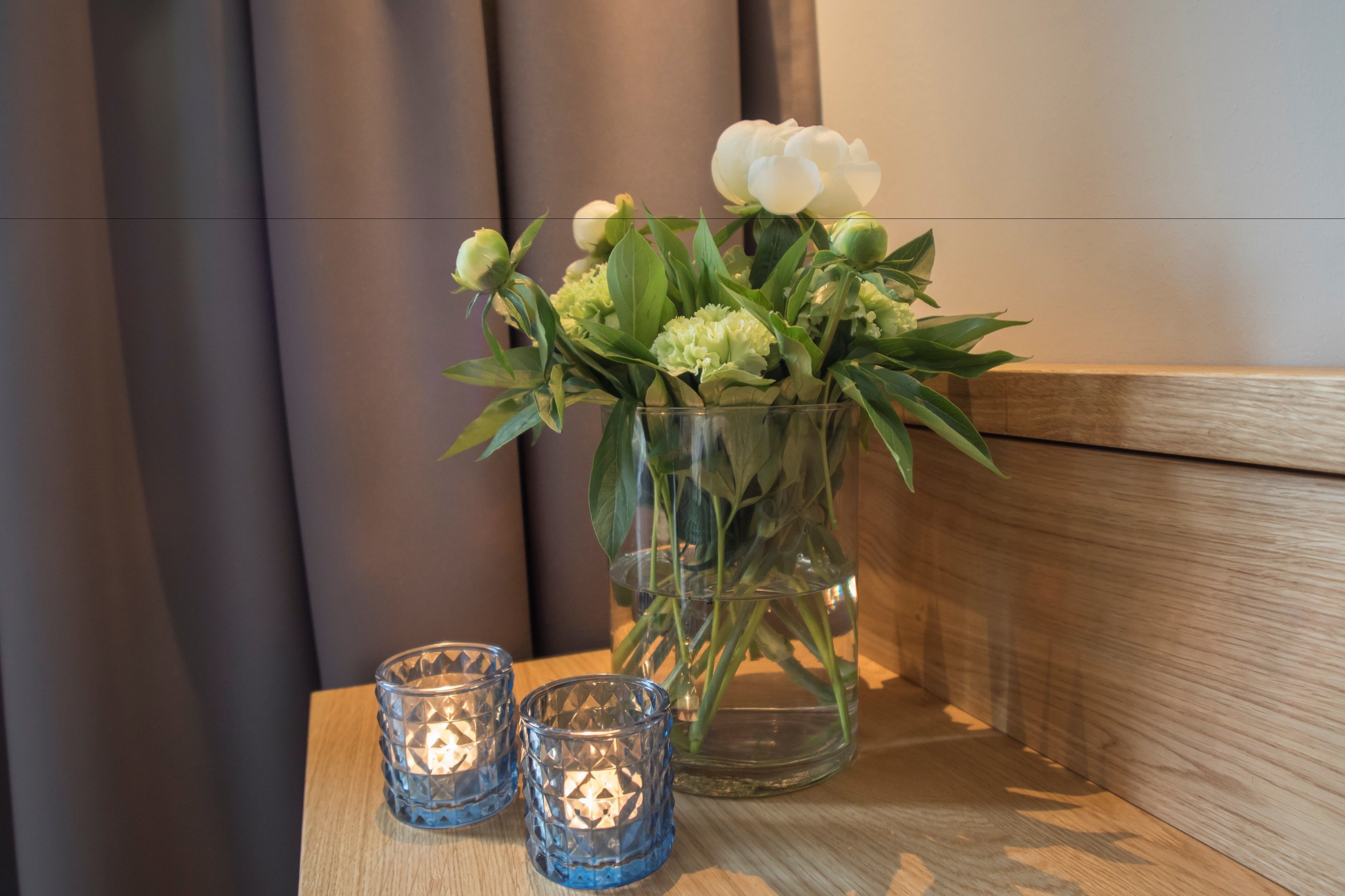 standard double room | premium bedding, desk, iron/ironing board, cots/infant beds