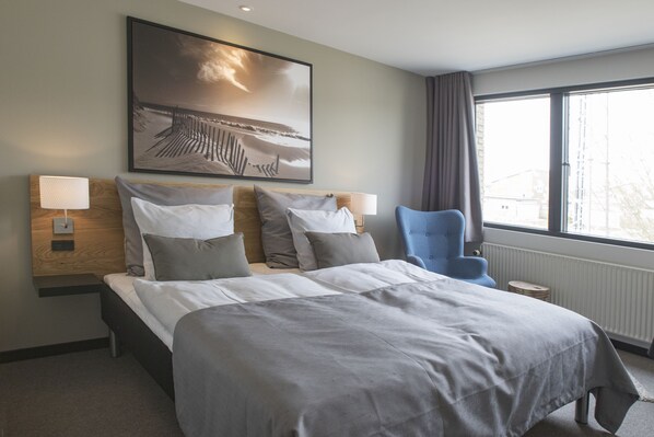 컴포트 더블룸 | 고급 침구, 책상, 다리미/다리미판, 유아용 침대