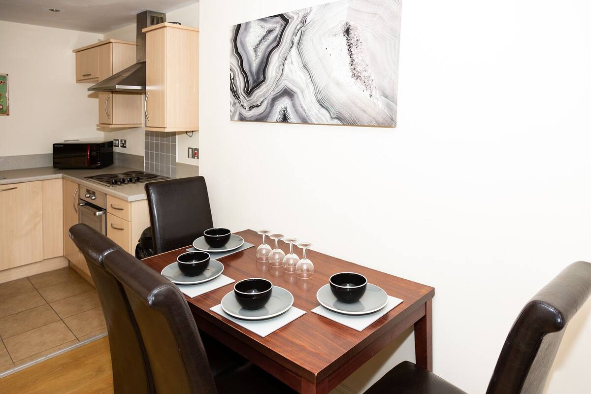 Leilighet, privat bad (Powdene House 2) | Restaurant
