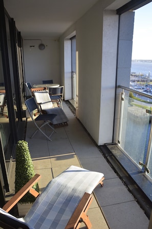 Apartment, Private Bathroom | Pemandangan balkoni