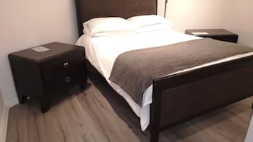 Apartemen | 1 kamar tidur, brankas, meja kerja, dan setrika/meja setrika