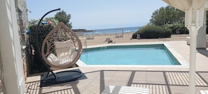 Luxury-Villa, 2 Schlafzimmer, eigener Pool, am Strand (Lithos)