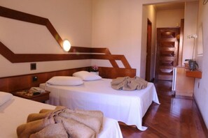 Minibar, iron/ironing board, free WiFi, bed sheets - Serra Negra Paladium Hotel (Serra Negra)