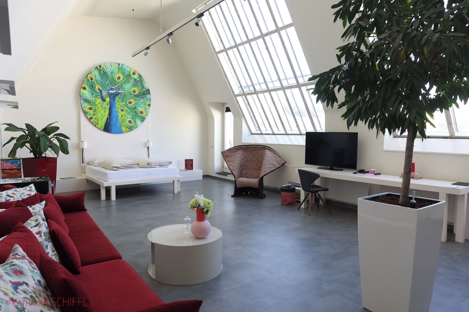 panoramic penthouse, city view | living area | 50-inch flat-screen tv with cable channels, tv