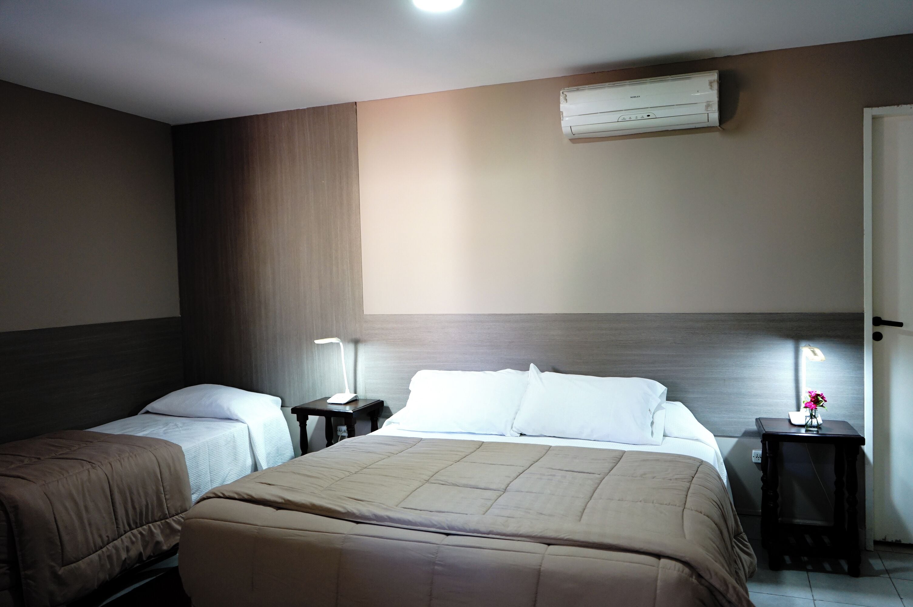 Foto - Hotel de la Linda