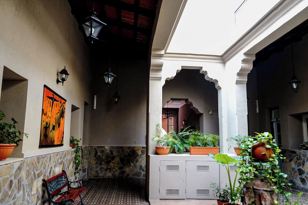 Hotel de la Linda