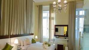 In-room safe, iron/ironing board (on request), free WiFi, bed sheets - Grand Agor Hotel (Cairo)